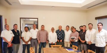 Encabeza Saúl González reunión para establecer medidas en beneficio de la movilidad y el servicio del transporte