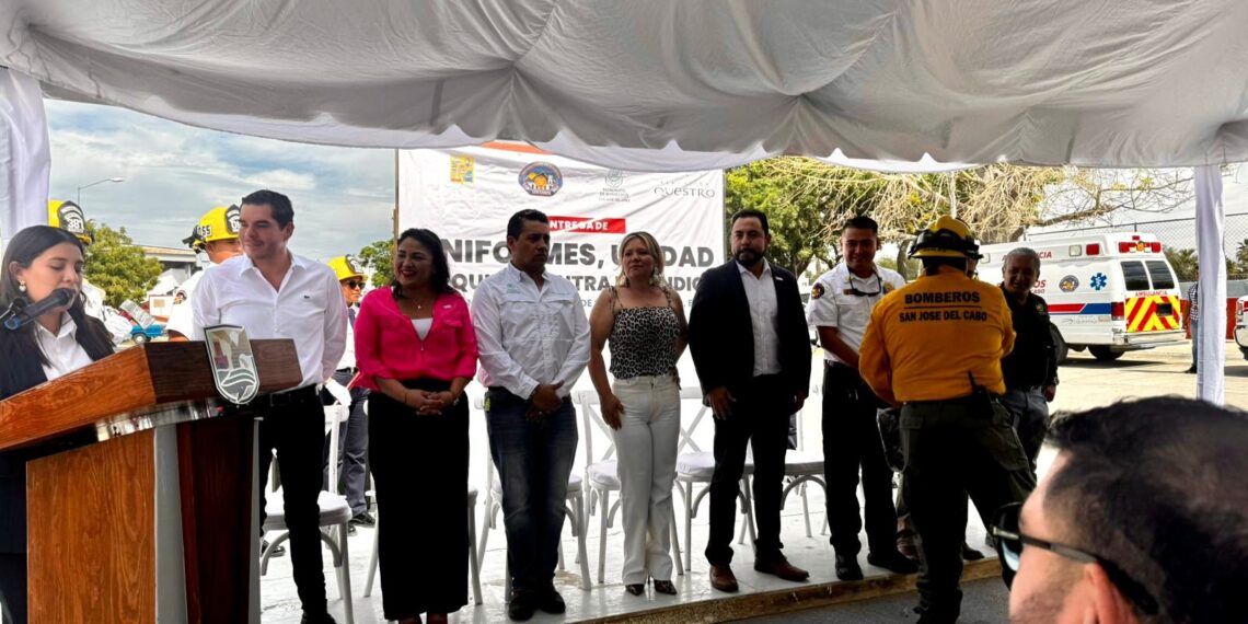 Grupo Questro y Puerto Los Cabos fortalecen a Bomberos de San José del Cabo con importante donativo