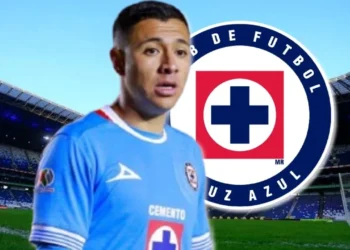Andrés Montaño, Originario de Los Cabos, Jugador del Cruz Azul, queda fuera de las Semifinales ante América, por ruptura de ligamento cruzado