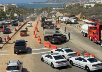 Grupo Questro apoya con terreno para aliviar tráfico por obras del paso a desnivel de glorieta Fonatur