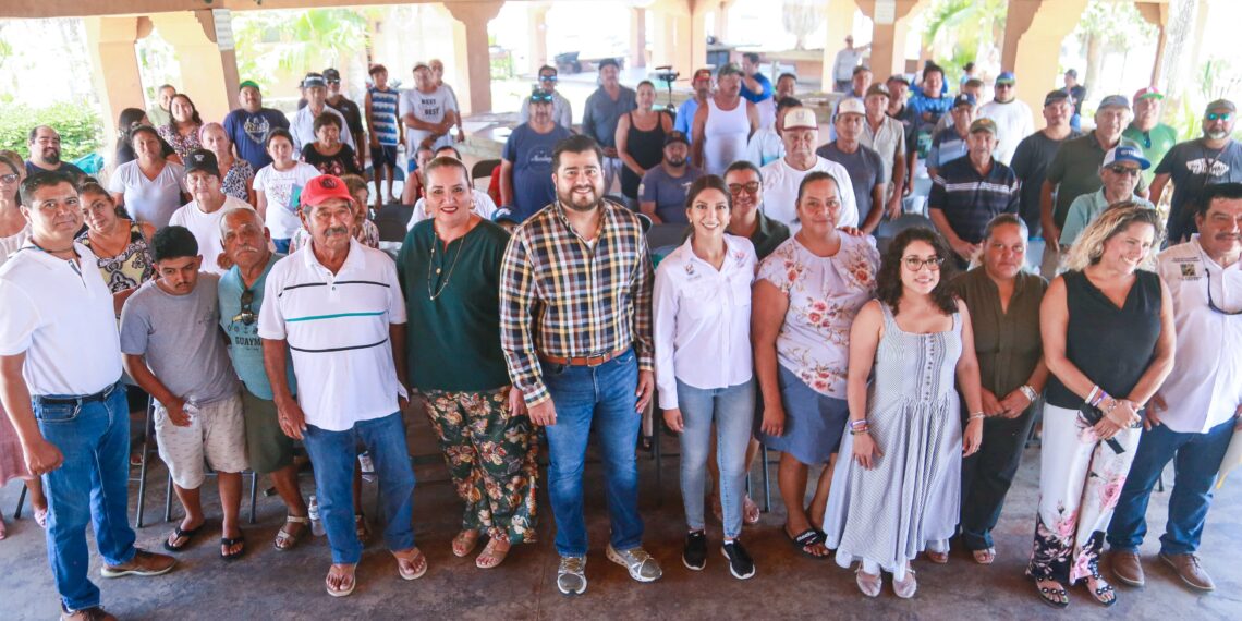 Entrega DIF 100 apoyos alimentarios a familias de pescadores en San José del Cabo