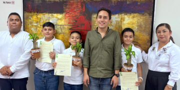 Se reúne regidor Andrés Liceaga con integrantes del Cabildo Infantil: analizan propuestas en materia ambiental