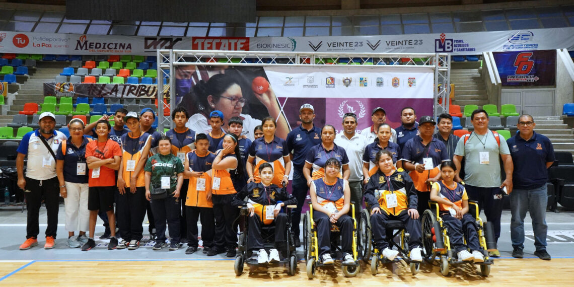 Participan atletas de Los Cabos en la inauguración de la Paralimpiada Nacional, etapa estatal 2025