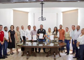 Firma Ayuntamiento de Los Cabos convenio de colaboración con el Instituto Nacional del Suelo Sustentable