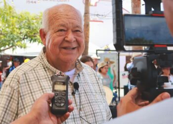 Acudirá Víctor Castro a reunión convocada por la presidenta Claudia Sheinbaum para coordinar acciones en salud y educación