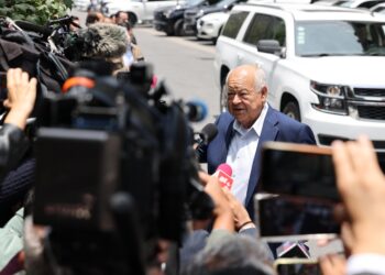 Anuncian caravanas de salud y mejoras educativas tras reunión en Palacio Nacional