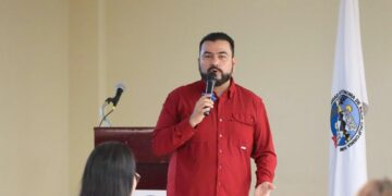 Impulsa regidor José Manuel Larumbe cursos de primeros auxilios para docentes y ciudadanía