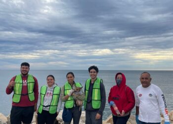 La Playa Centro Comunitario impulsa jornada de limpieza costera en el marco del Día Internacional de las Limpiezas