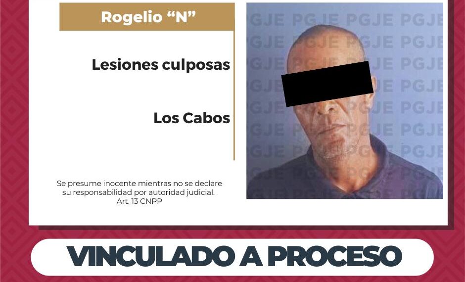 Lo atropella y le pasa el vehículo en ambas piernas