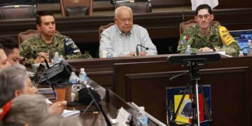 Gobierno de BCS mantiene suspensión de clases en planteles educativos y labores por trayecto de “Lorena”