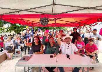 Antorchistas, Levantan su Campamento del Cattac; Secretario General del Gobierno del Estado, les Ofrece Dialogo