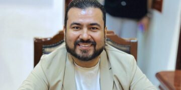 Reconoce regidor José Manuel Larumbe avances en materia de salud y obra pública en Los Cabos