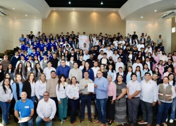 CECyTE BCS consolida convenios con cooperativas pesqueras en la zona norte del estado