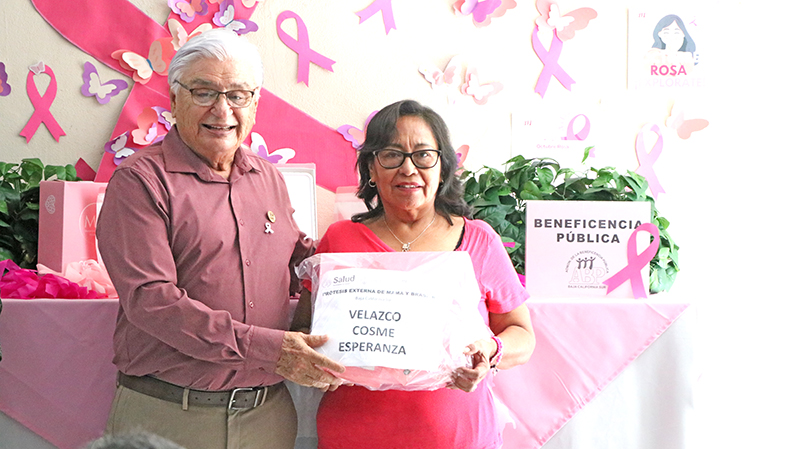 Gobierno Estatal entregó prótesis a mujeres sobrevivientes de cáncer de mama