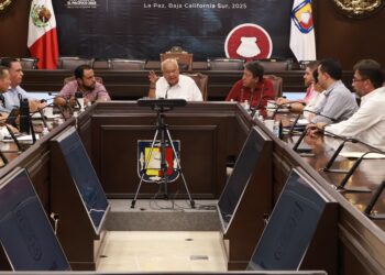 Gobernador VCC y titular de CONAVI revisan avances del Programa Nacional de Vivienda en BCS