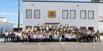 Encabeza gobernador Víctor Castro la celebración del 92 aniversario de la JEC