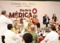 Resalta Castro Cosío la contribución de médicas y médicos al fortalecimiento del sistema de salud en BCS