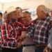 Gobernador VCC beneficia a familias de El Ihuagil, en Comondú, con apoyos productivos