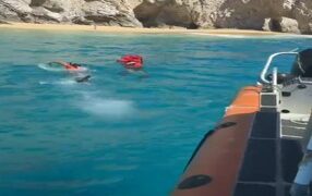 Personal Naval realiza evacuación médica vía marítima, de una persona en Cabo San Lucas