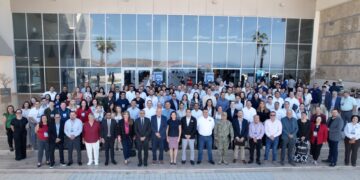 Gobernador VCC inaugura Primera Cumbre Internacional de Especialistas en Comercio Exterior y Aduanas 2025