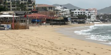 Huracán “Priscilla”, pone en Alerta a Los Cabos: Restaurantes Cerrados , al igual que el Puerto de CSL; Listos  Refugios Temporales