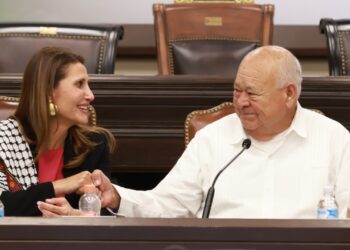 Gobernador Víctor Castro se reúne con la embajadora de Palestina y acuerdan impulsar acciones de cooperación