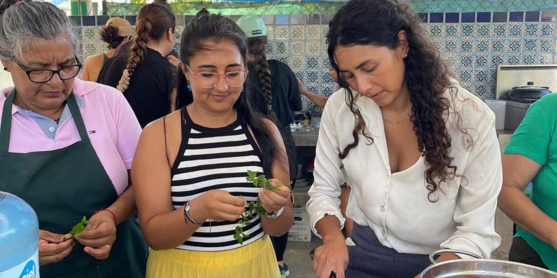 Playa Centro Comunitario fortalece la convivencia con actividades gratuitas para adultos