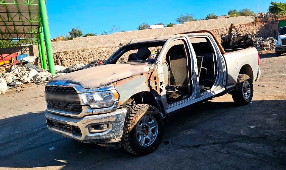 En BCS FGR Destruye dos Vehículos con Blindaje Artesanal y 59 Máquinas Tragamonedas