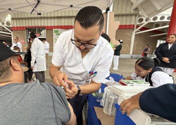 Establece Sector Salud de BCS cuatro macrocentros de inmunización universal