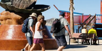 Supera La Paz cifras históricas de conectividad aérea y consolida su crecimiento turístico y de negocios