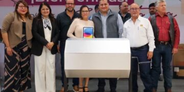 Encabeza secretario general de Gobierno celebración por el Día de la Secretaria