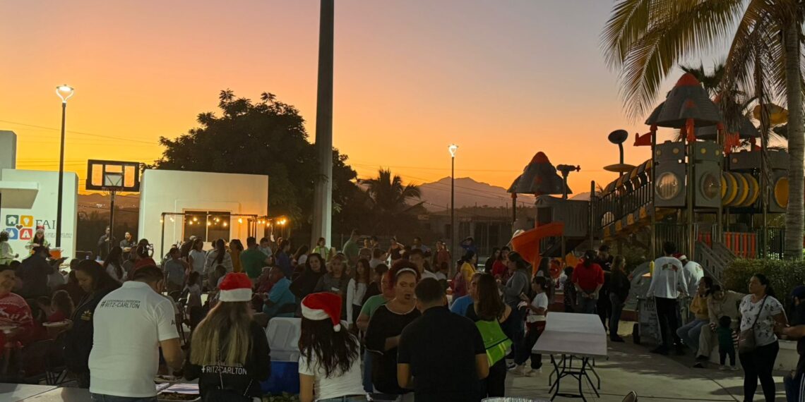 La Playa Centro Comunitario celebra su tradicional posada con el apoyo de empresas locales y hoteleras