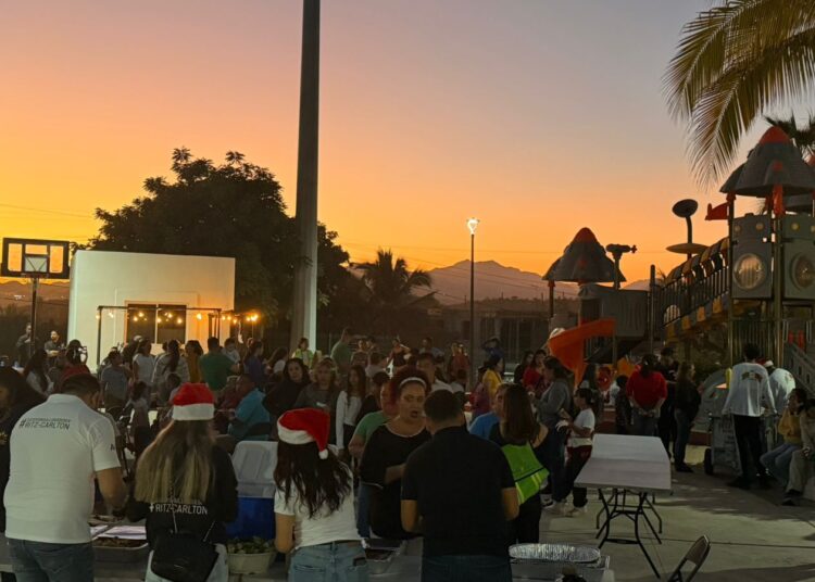 La Playa Centro Comunitario celebra su tradicional posada con el apoyo de empresas locales y hoteleras