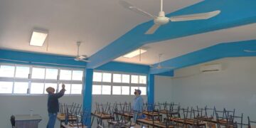 Rehabilita SEP capacidad eléctrica en 53 escuelas de BCS durante 2025