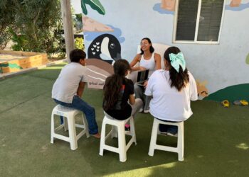 Centro Comunitario de La Playa impulsa el aprendizaje del inglés en la niñez