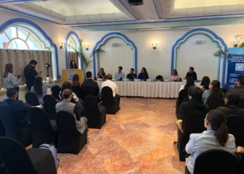 “La Playa Centro Comunitario y vecinos de La Playa se unen a la Mega Limpieza Ola Azul en Los Cabos