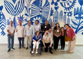 Directivos de Grupo Questro conocen de cerca el impacto del CRIT Los Cabos en la vida de niños con discapacidad